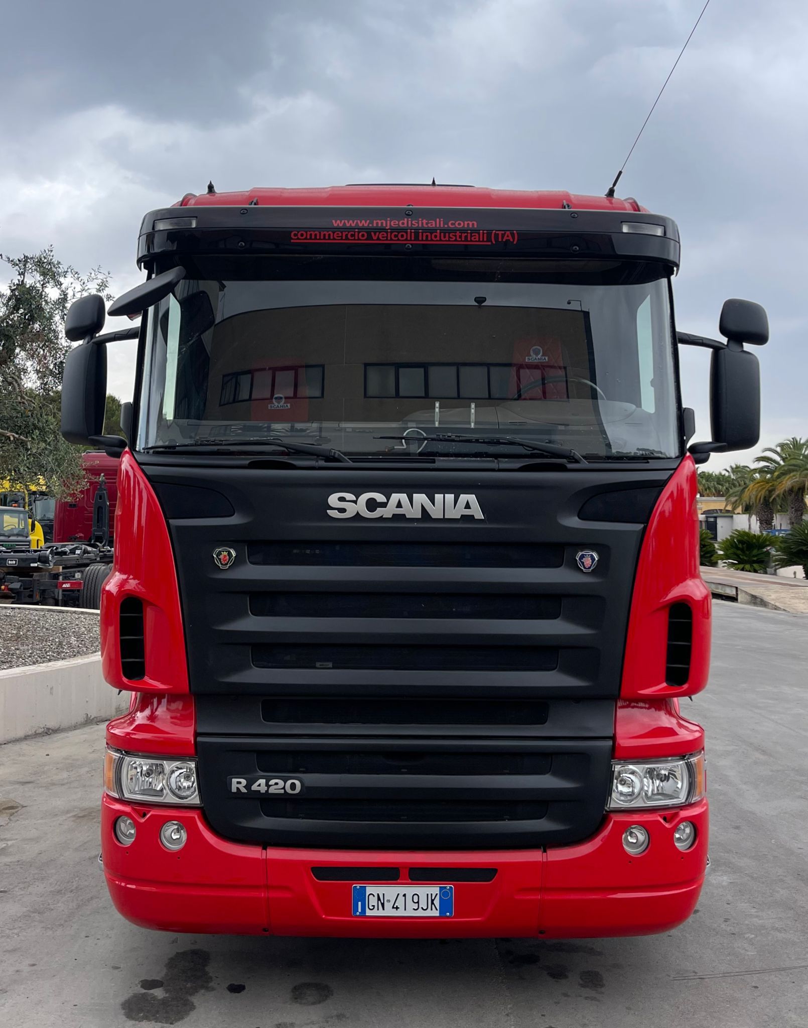 CARRELLONE SCANIA R420 4 ASSI 8X2 DEL 2007