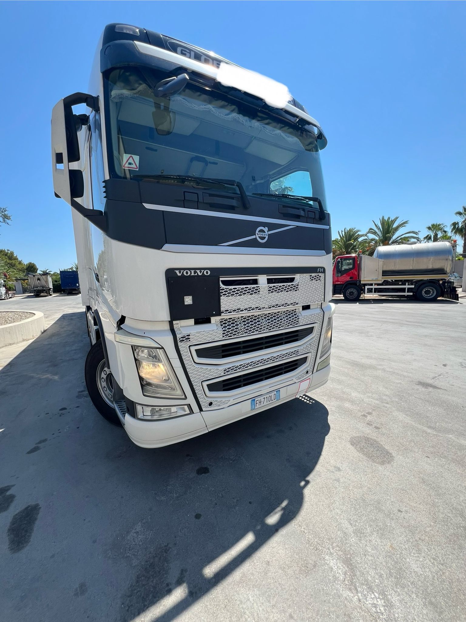 TRATTORE VOLVO FH540 EURO 6 + SEM.RIMORCHIO WALKING FLOOR