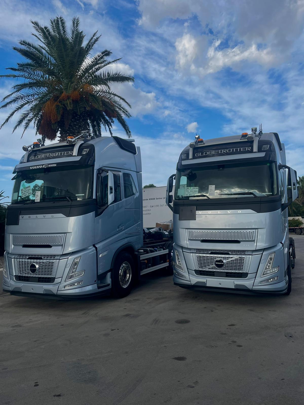 SCARRABILE VOLVO FH540 4 ASSI NUOVO CON BRACCIO BOB 26 TON