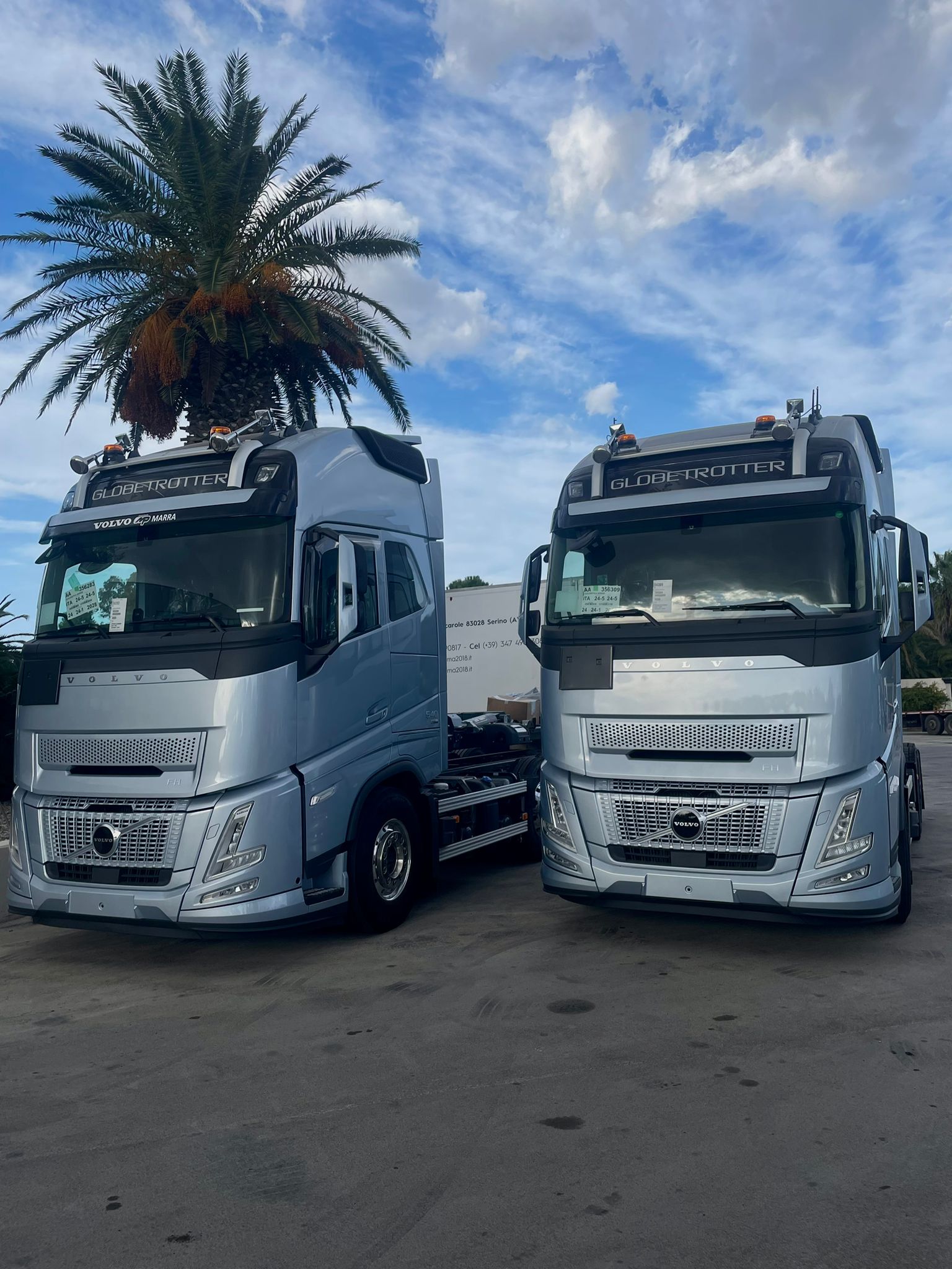 SCARRABILE VOLVO FH540 4 ASSI NUOVO CON BRACCIO BOB 26 TON