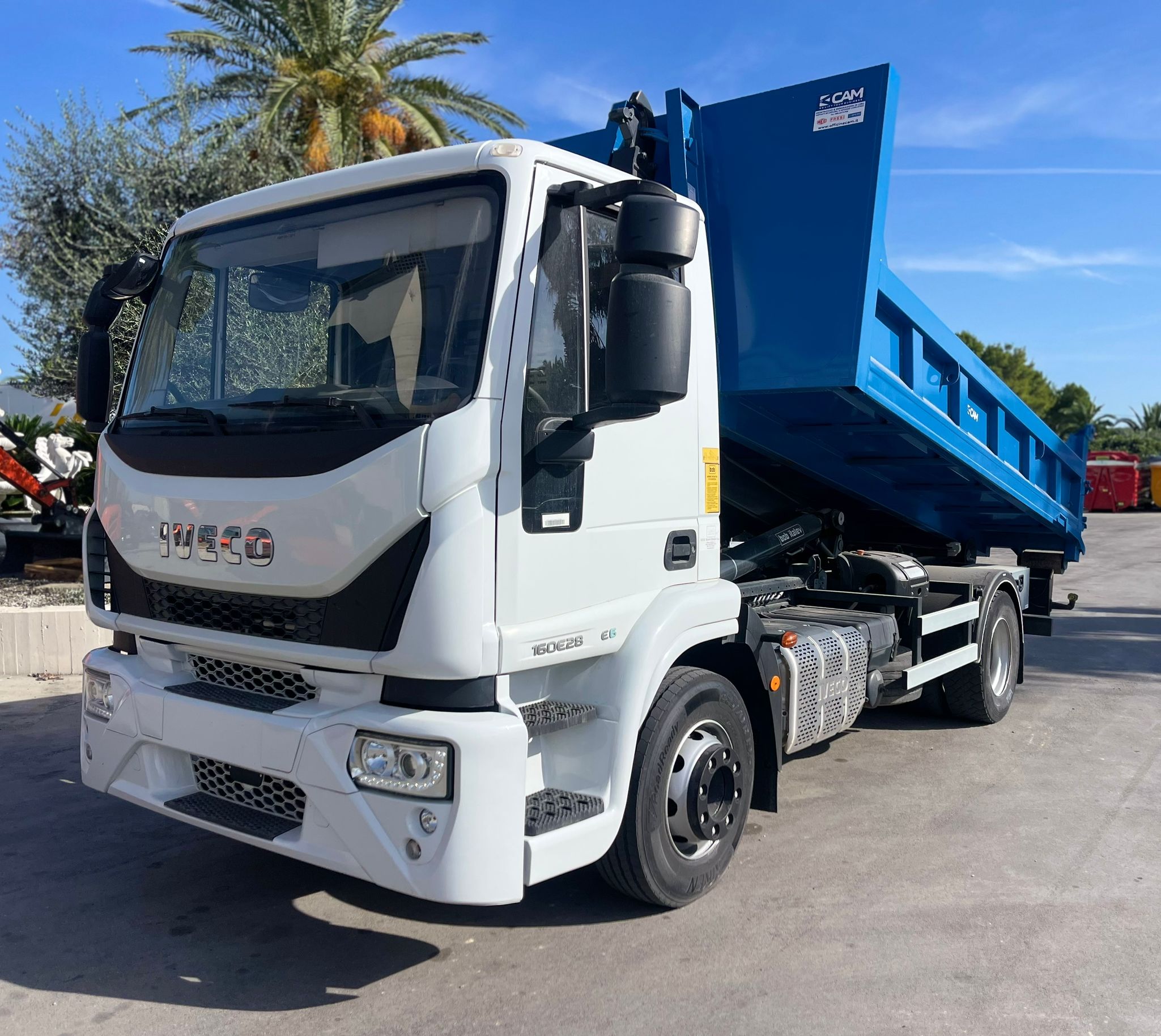 SCARRABILE IVECO 160E28 EURO 6 BRACCIO NUOVO