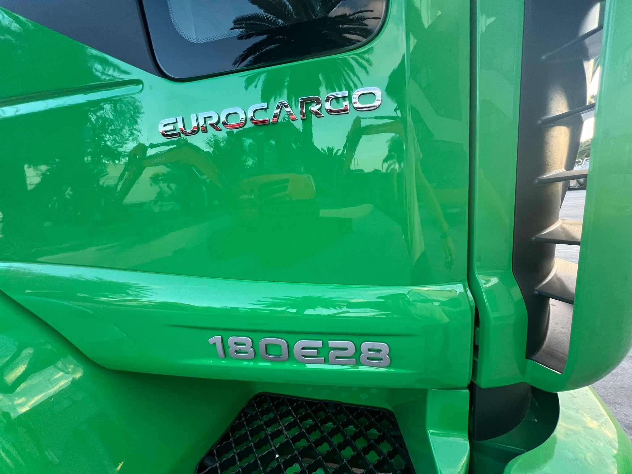 AUTOSPURGO IVECO 180E28 EURO 5 JUROP