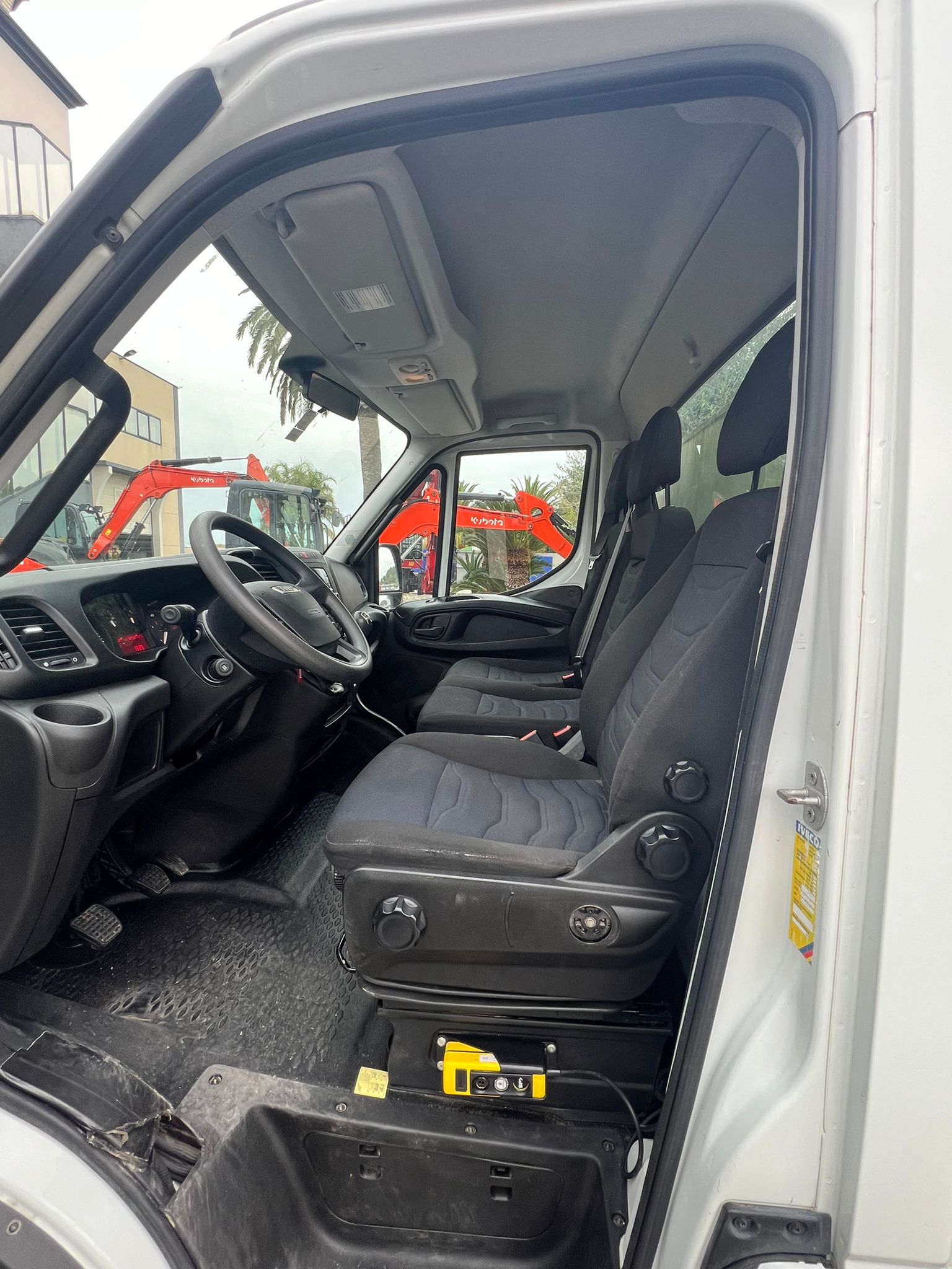 IVECO DAILY 35C14 DEL 2019 EURO 6 RIBALTABILE