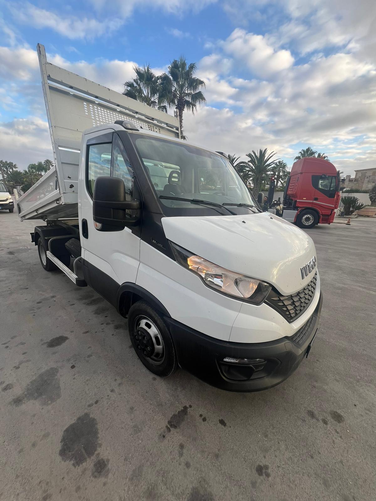 IVECO DAILY 35C14 DEL 05-2020 RIBALTABILE EURO 6