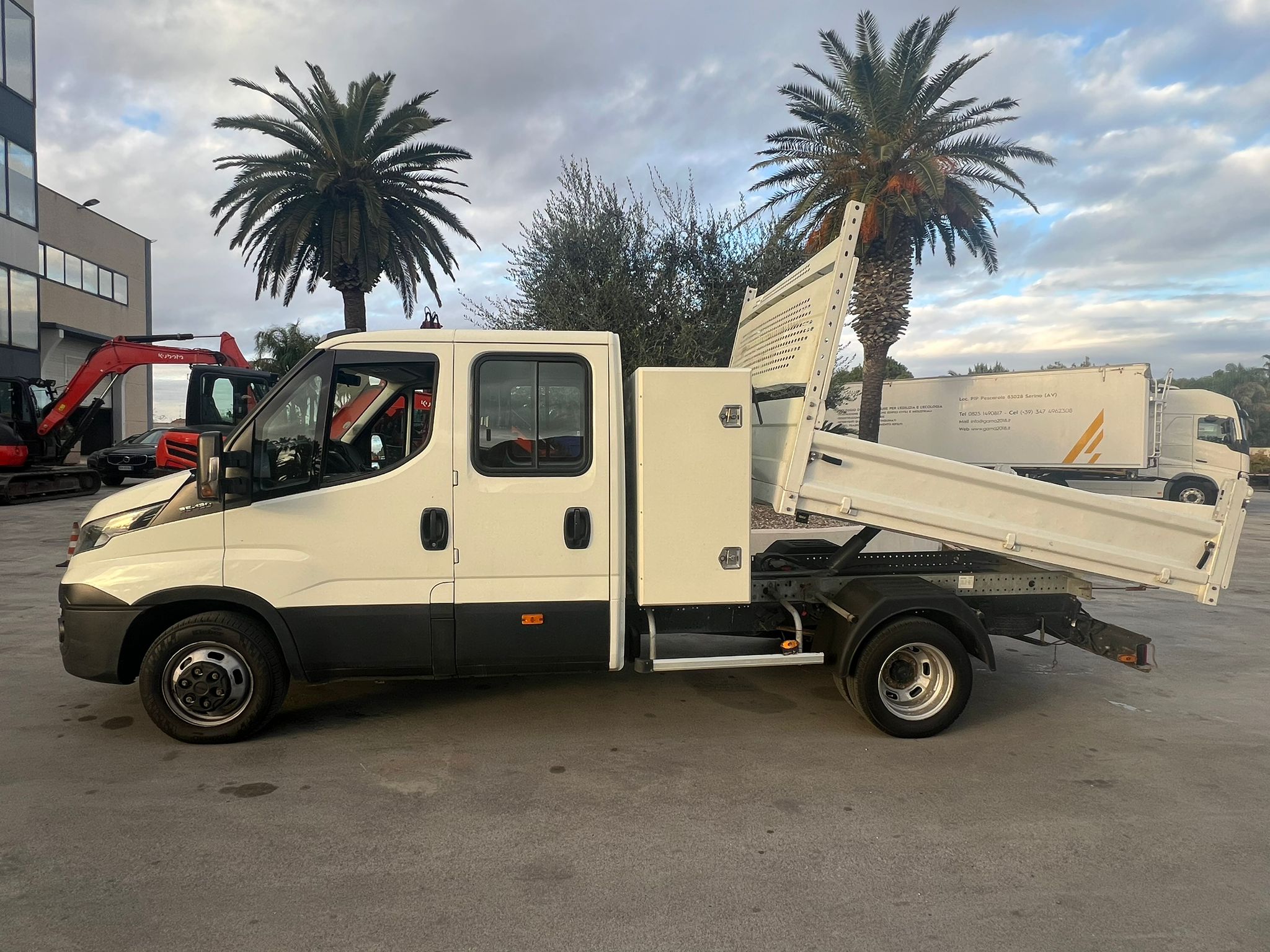 IVECO DAILY 35C12 DEL 10-2016 RIBALTABILE CABINA DOPPIA