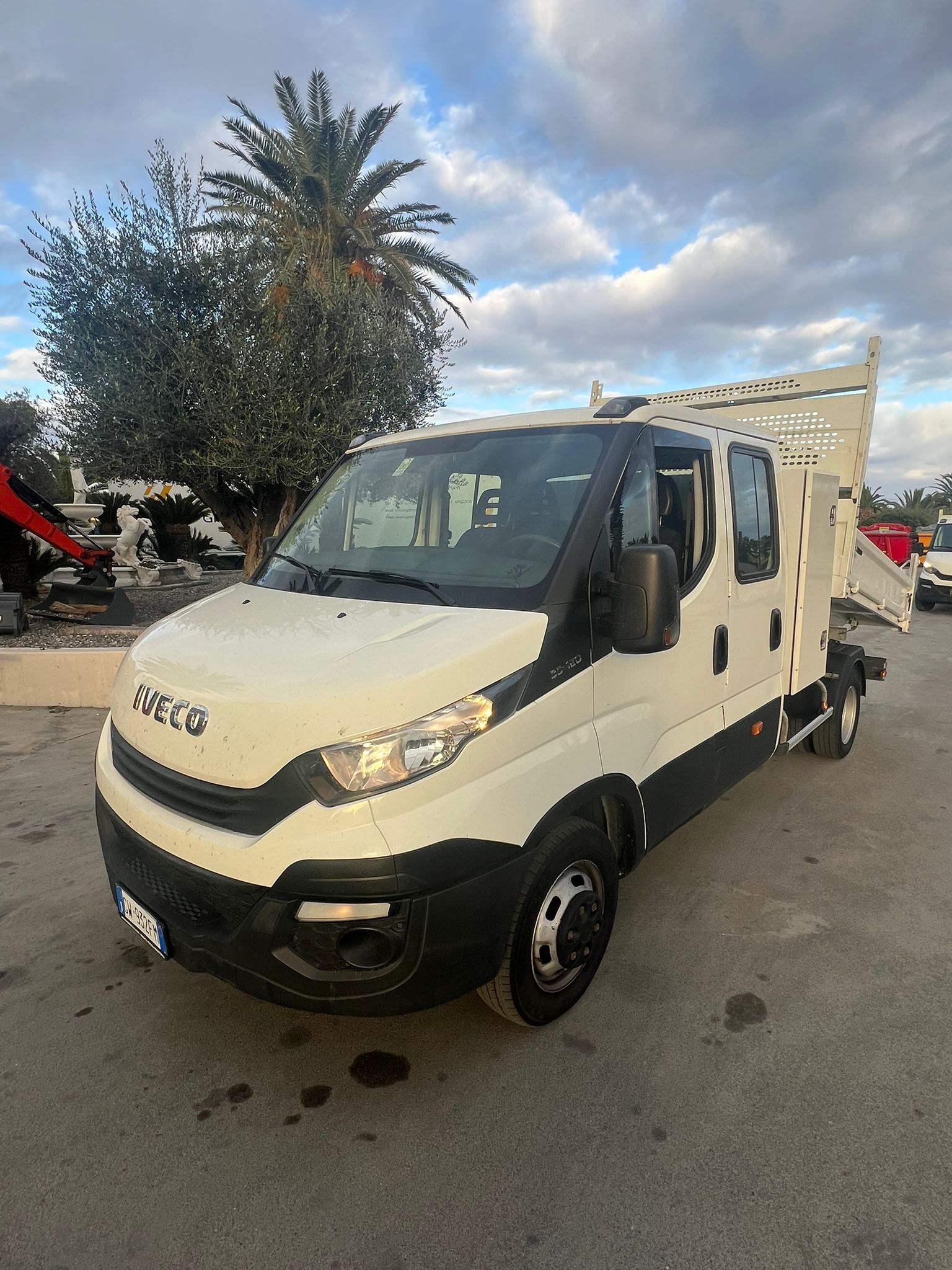 IVECO DAILY 35C12 DEL 10-2016 RIBALTABILE CABINA DOPPIA