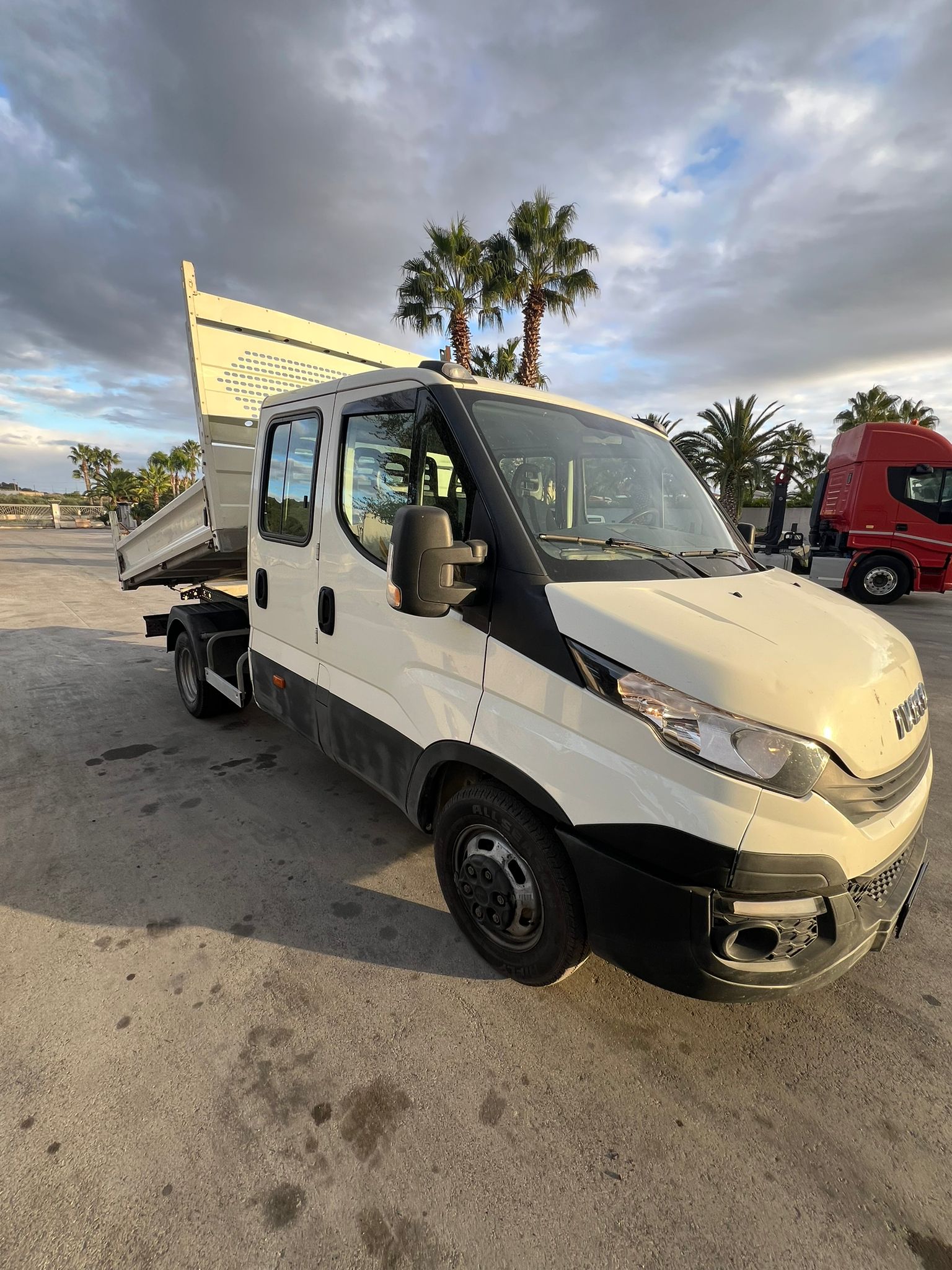 IVECO DAILY 35C12 DEL 04-2019 RIBALTABILE CABINA DOPPIA