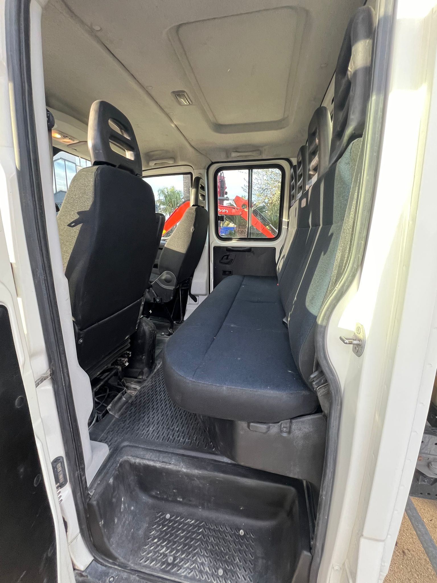 IVECO DAILY 35C12 DEL 04-2019 RIBALTABILE CABINA DOPPIA