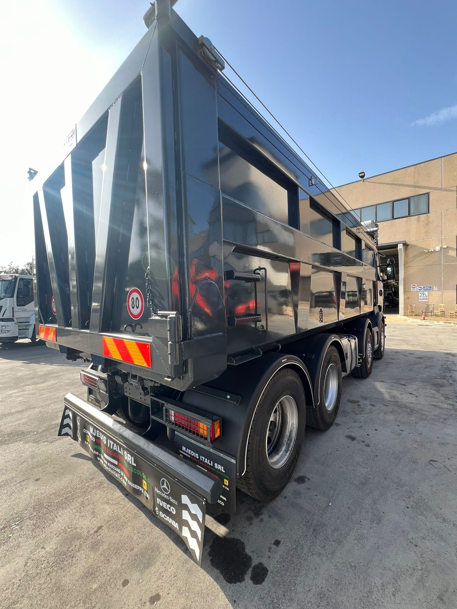 RIBALTABILE SCANIA R480 8X4 DEL 2013 EURO 5