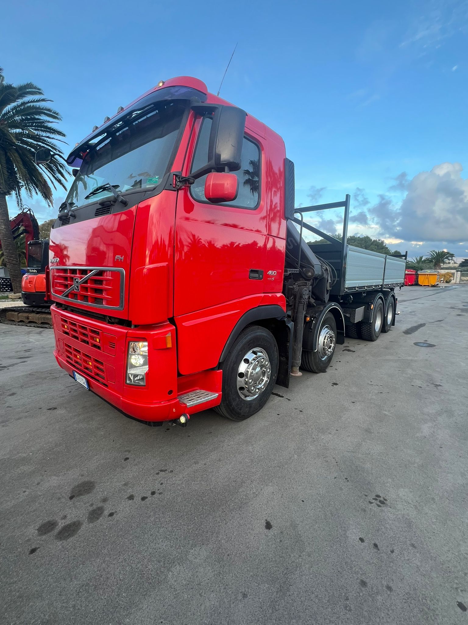 VOLVO FH480 EURO 5 CON GRU HIAB