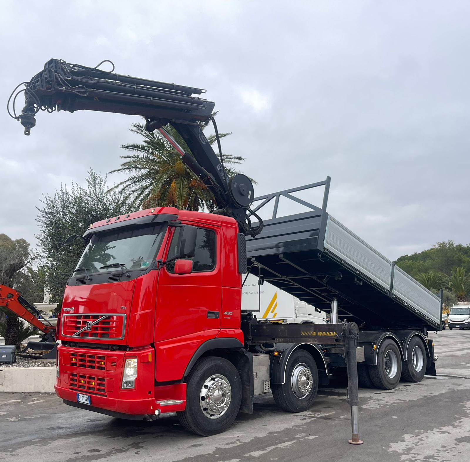 VOLVO FH480 EURO 5 CON GRU HIAB