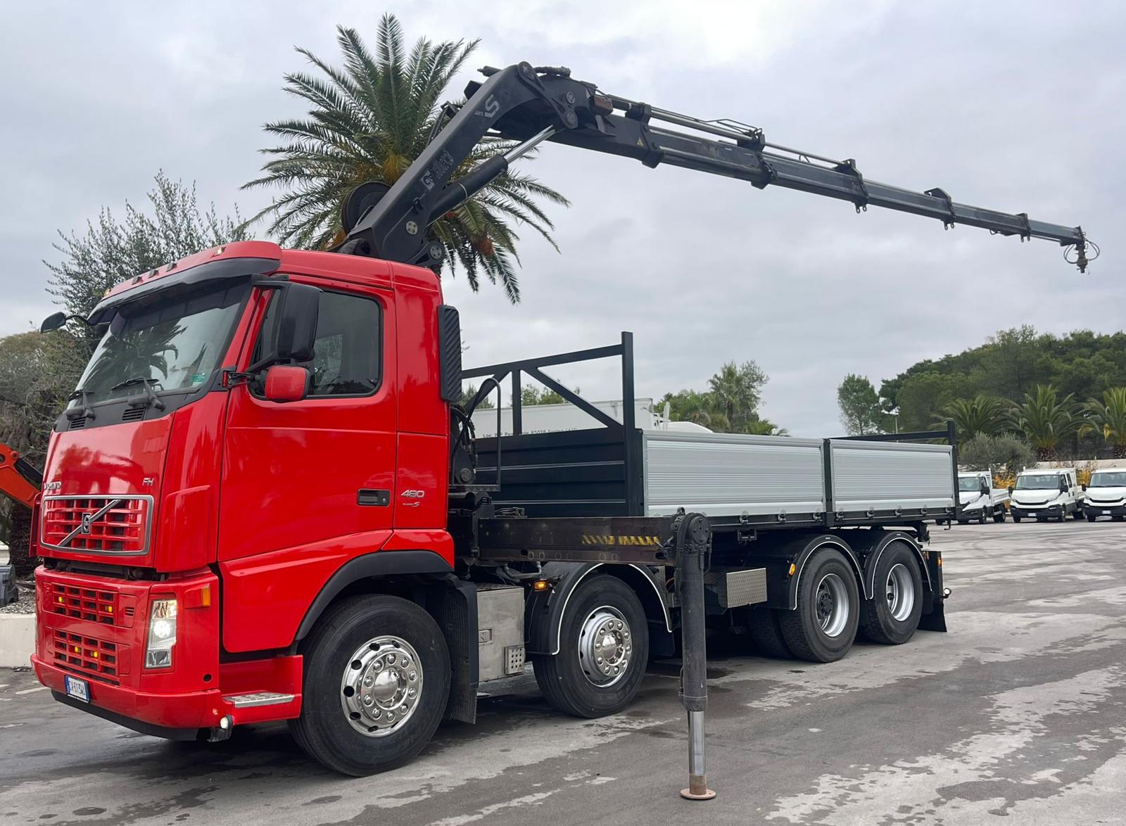 VOLVO FH480 EURO 5 CON GRU HIAB