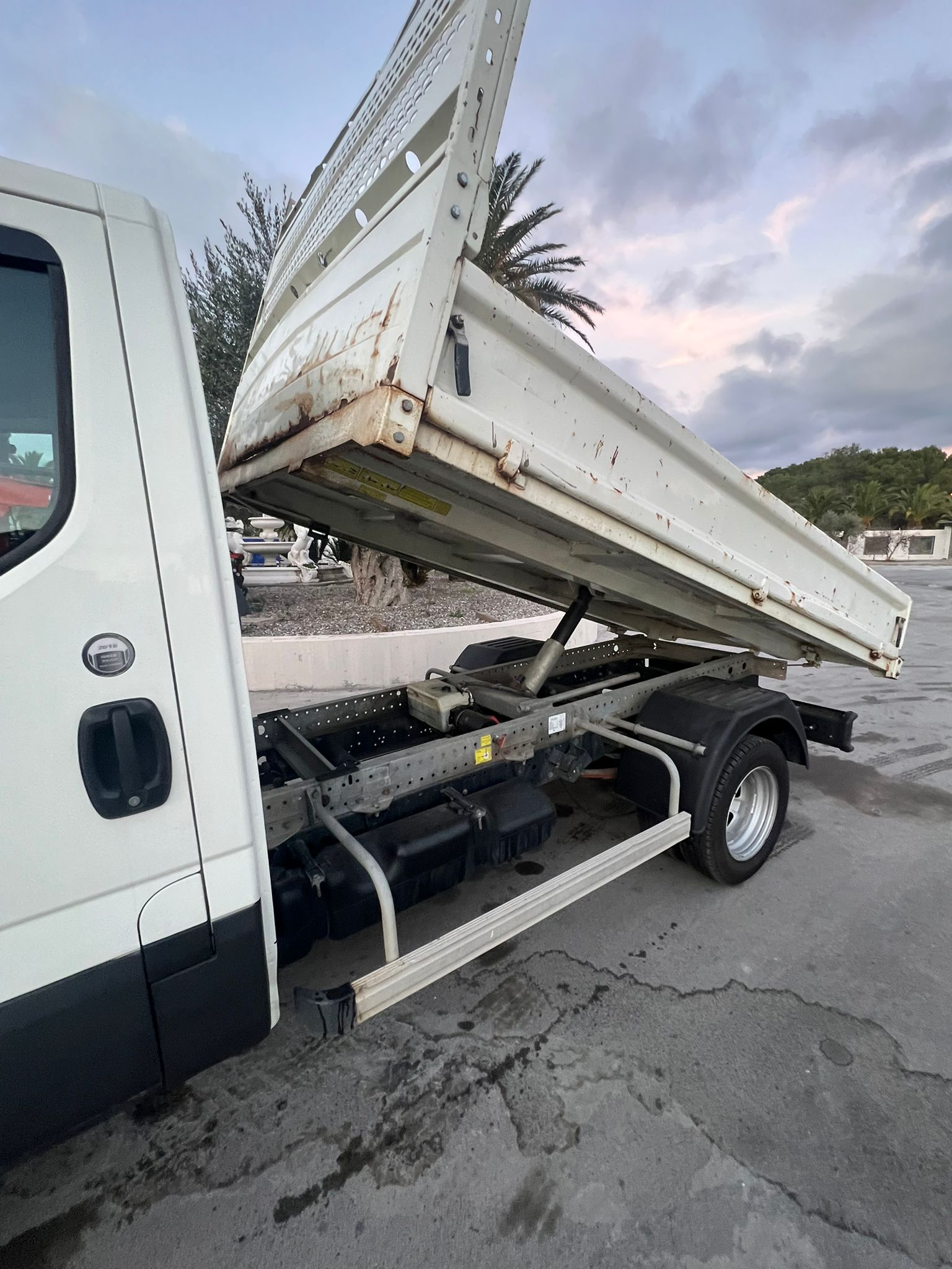 IVECO DAILY 35C14 DEL 01/2019  EURO 6 RIBALTABILE