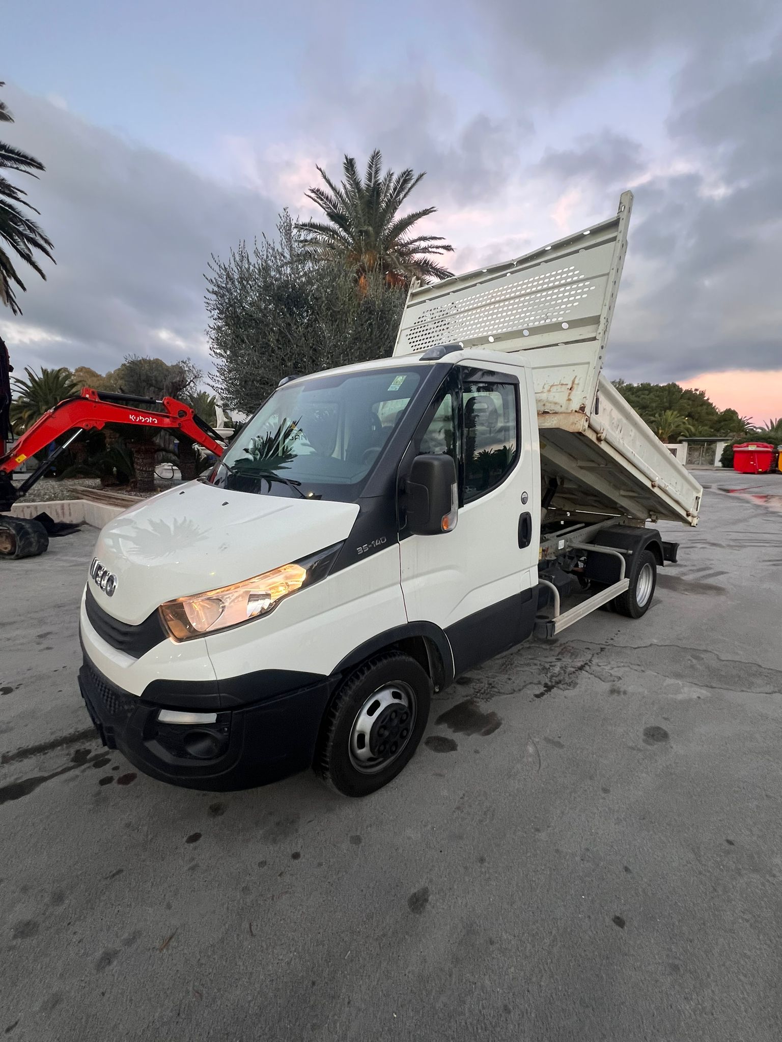 IVECO DAILY 35C14 DEL 01/2019  EURO 6 RIBALTABILE