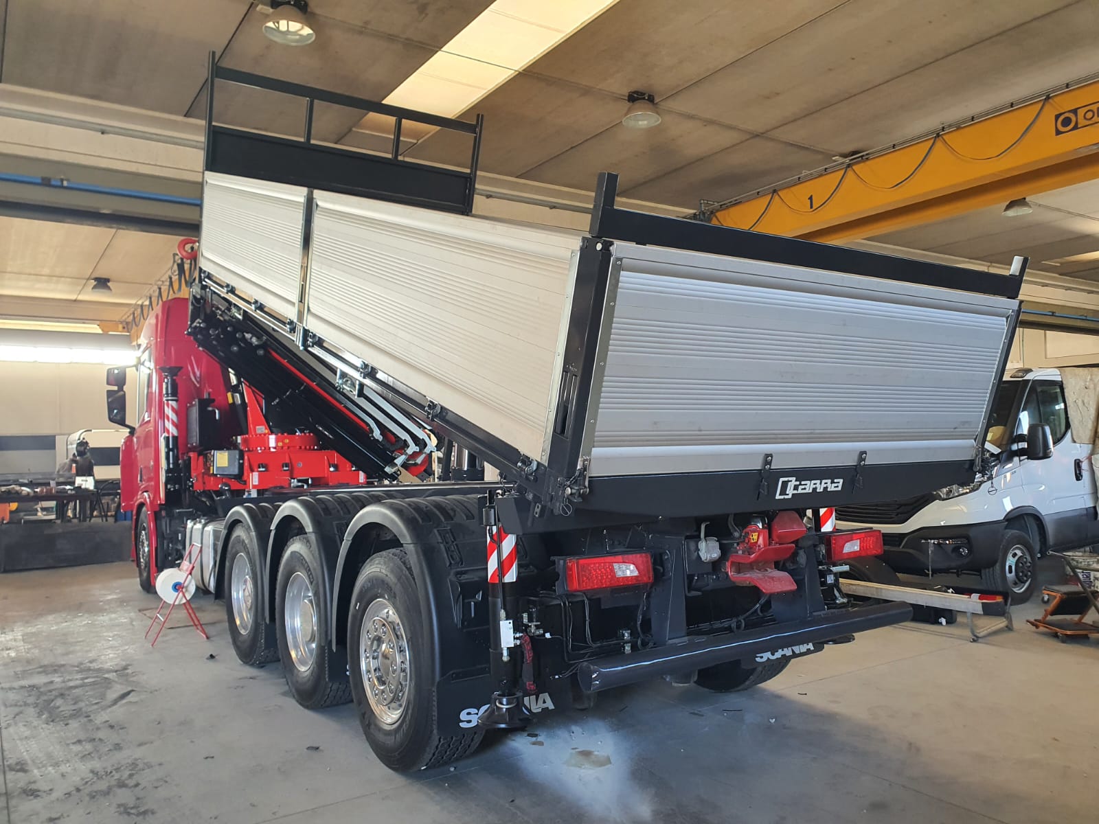 SCANIA R650 EURO 6 CON GRU FASSI 545