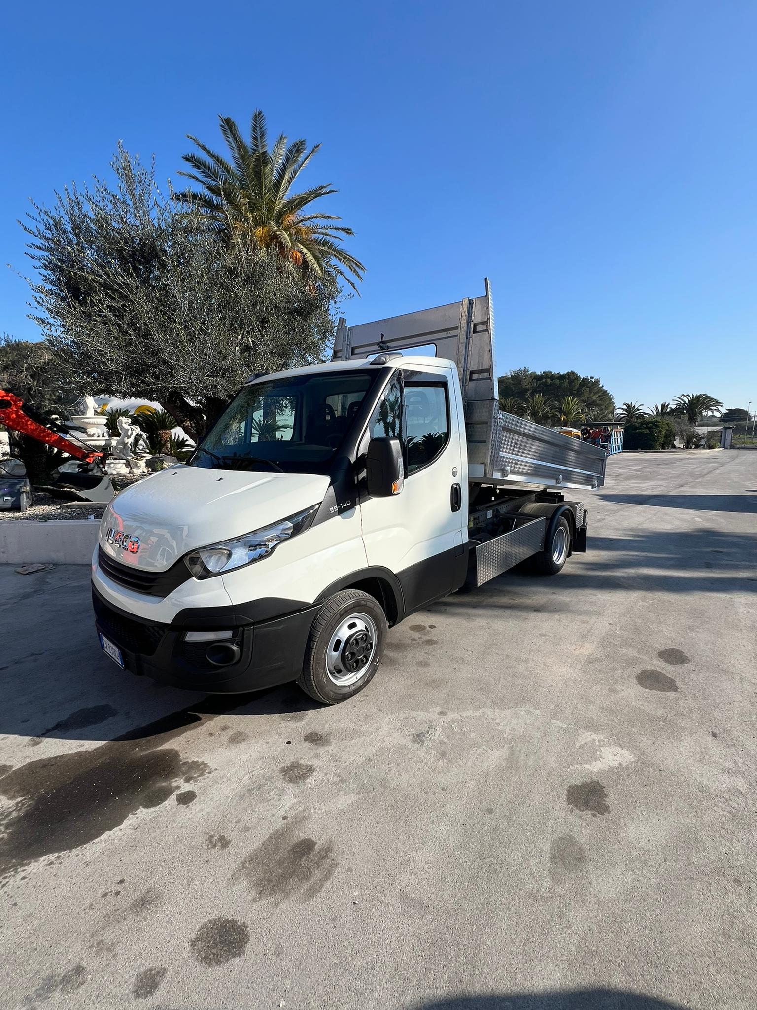 IVECO DAILY 35C14 DEL 2019 CABINA SINGOLA